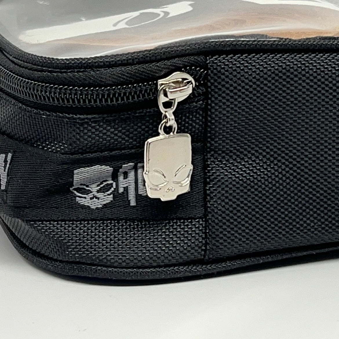 Alien Pouch